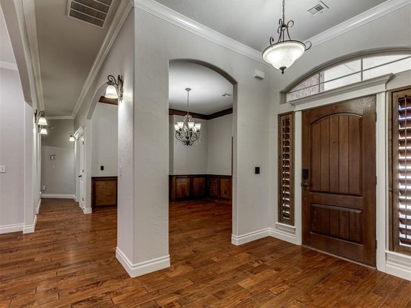 713 Waterwood Drive, Norman, OK 73072