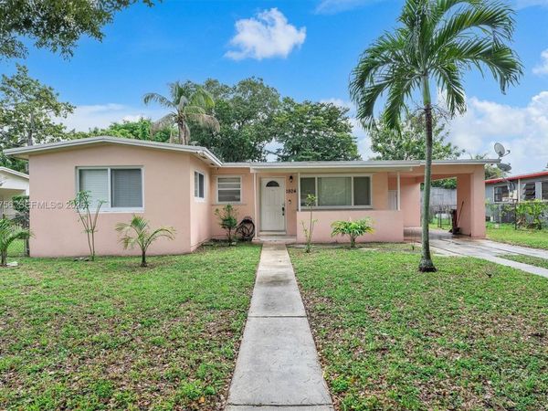 1804 NW 18th Ct , Fort Lauderdale, FL 33311