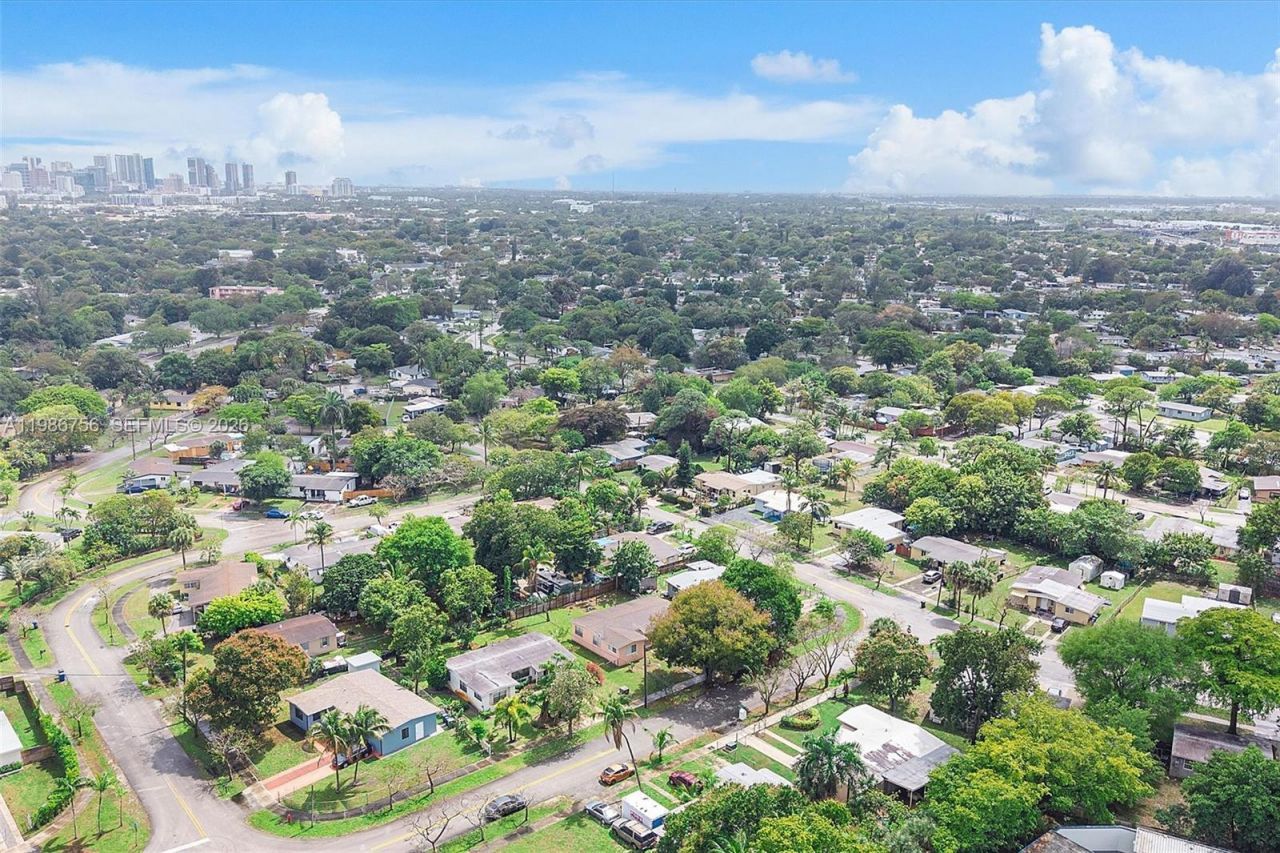 1804 NW 18th Ct , Fort Lauderdale, FL 33311 Photo