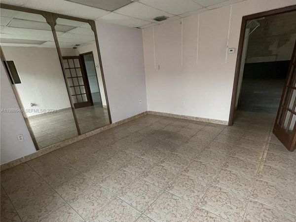 8023 W 21st Ct , Hialeah, FL 33016