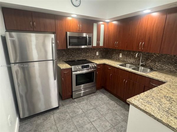 100 N Federal Hwy, Unit 825, Fort Lauderdale, FL 33301