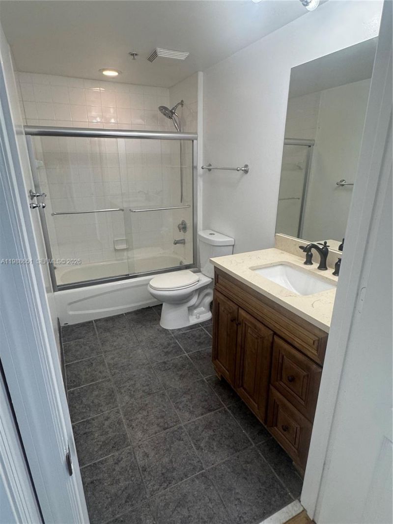 100 N Federal Hwy, Unit 825, Fort Lauderdale, FL 33301 Photo