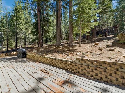 1447 Pebble Beach Dr, South Lake Tahoe, CA 96150 Photo