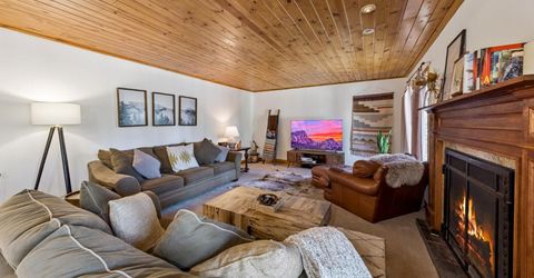 1447 Pebble Beach Dr, South Lake Tahoe, CA 96150 Photo