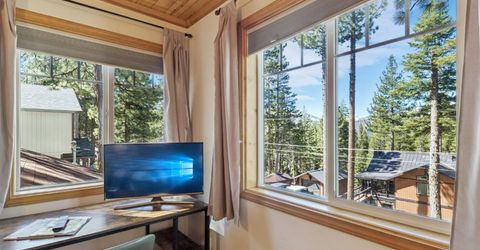 1447 Pebble Beach Dr, South Lake Tahoe, CA 96150 Photo