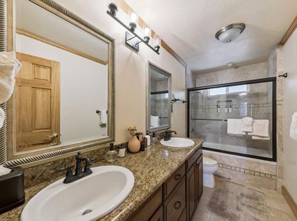 1447 Pebble Beach Dr, South Lake Tahoe, CA 96150 Photo