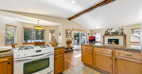 1520 Cree Street, South Lake Tahoe, CA 96150 Photo