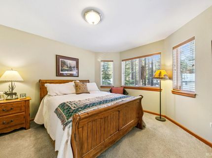 1520 Cree Street, South Lake Tahoe, CA 96150 Photo