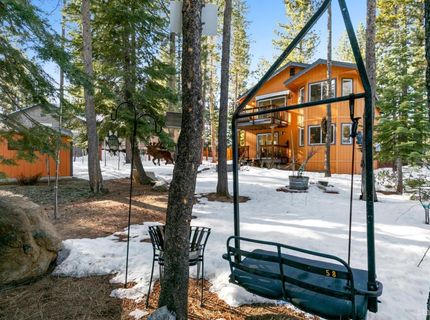 1520 Cree Street, South Lake Tahoe, CA 96150 Photo
