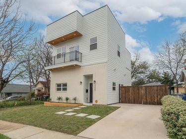 2323 Douglas Avenue, Dallas, TX 75219