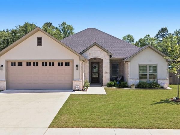 416 Deer Point Cove, Chandler, TX 75758