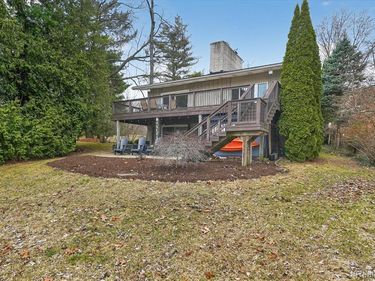 640 Sunset, White Lake Twp, MI 48383