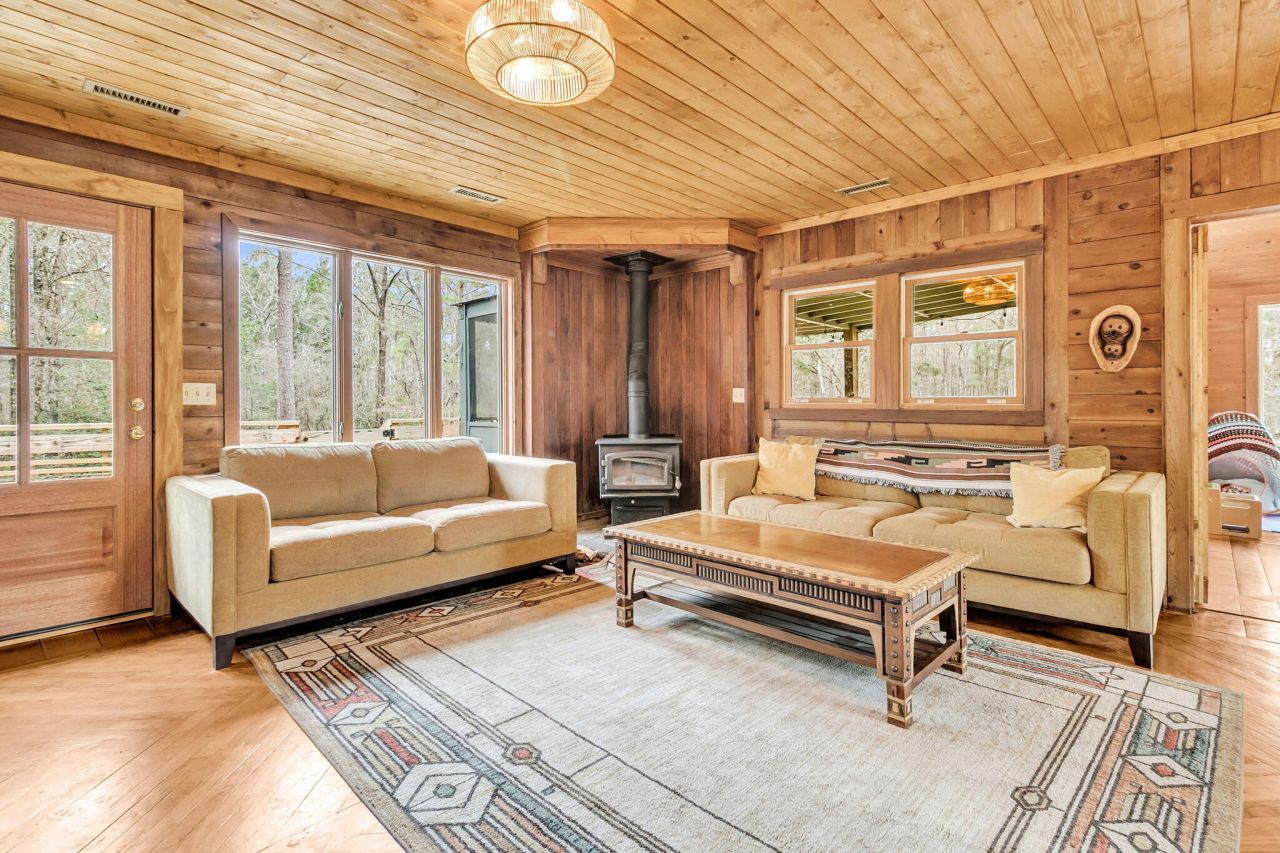 7769 Old Jacksonboro Road Photo 10