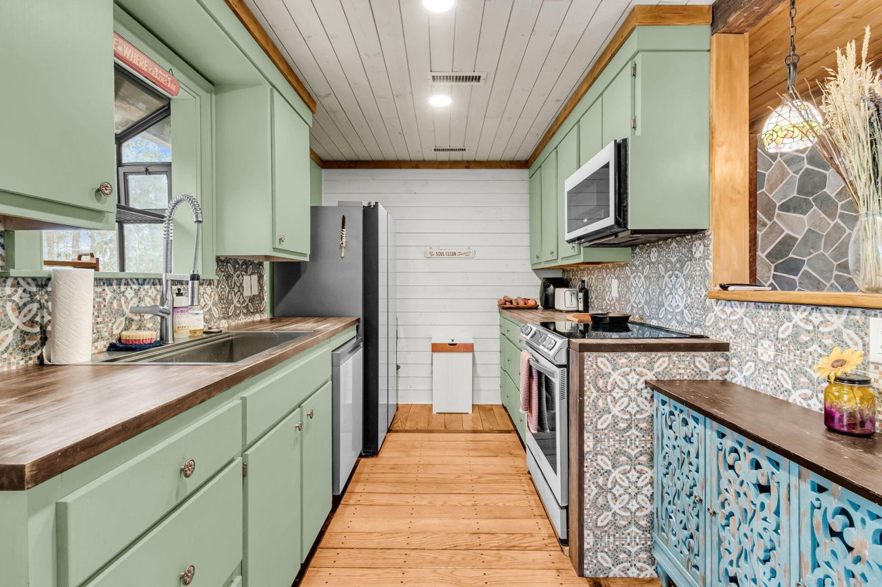 7769 Old Jacksonboro Road Photo 12