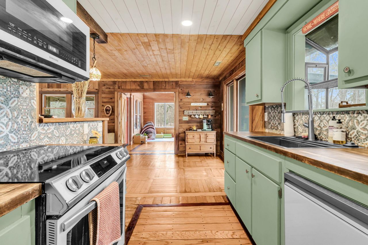 7769 Old Jacksonboro Road Photo 15