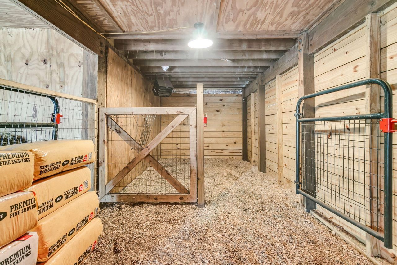 7769 Old Jacksonboro Road Photo 35