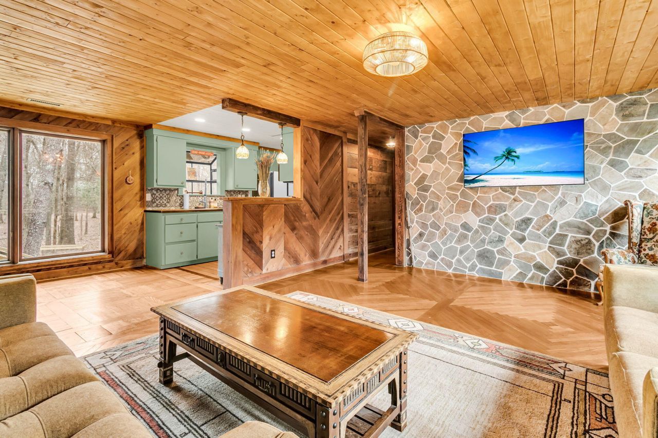 7769 Old Jacksonboro Road Photo 7