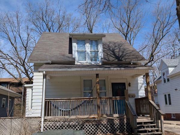 706 W High Street , Urbana, IL 61801