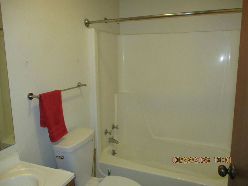 8460 N Bennett Drive, Piqua, OH 45356 Photo 11