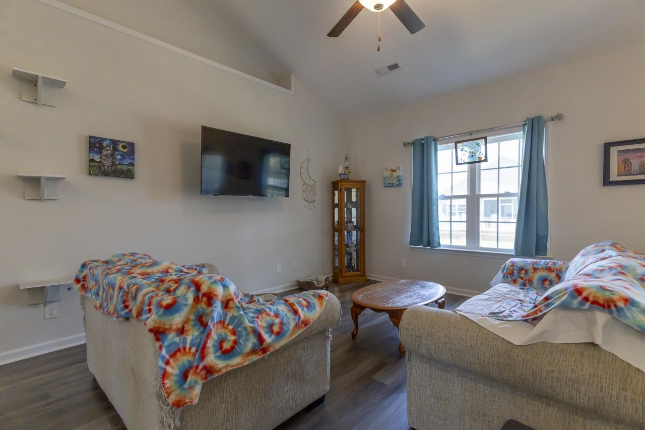 604 Winnow Way Photo 17