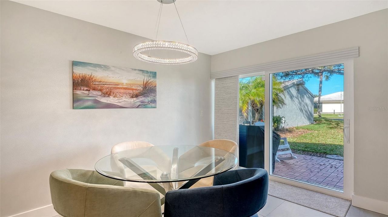 131 Whispering Sands Circle, Unit V33, Sarasota, FL 34242 Photo