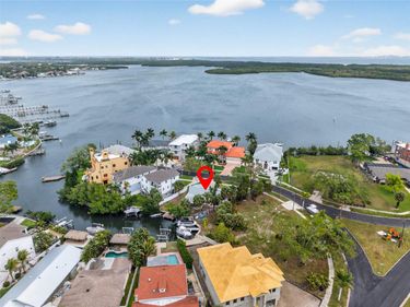 1809 BAYOU GRANDE BOULEVARD NE, ST PETERSBURG, FL 33703