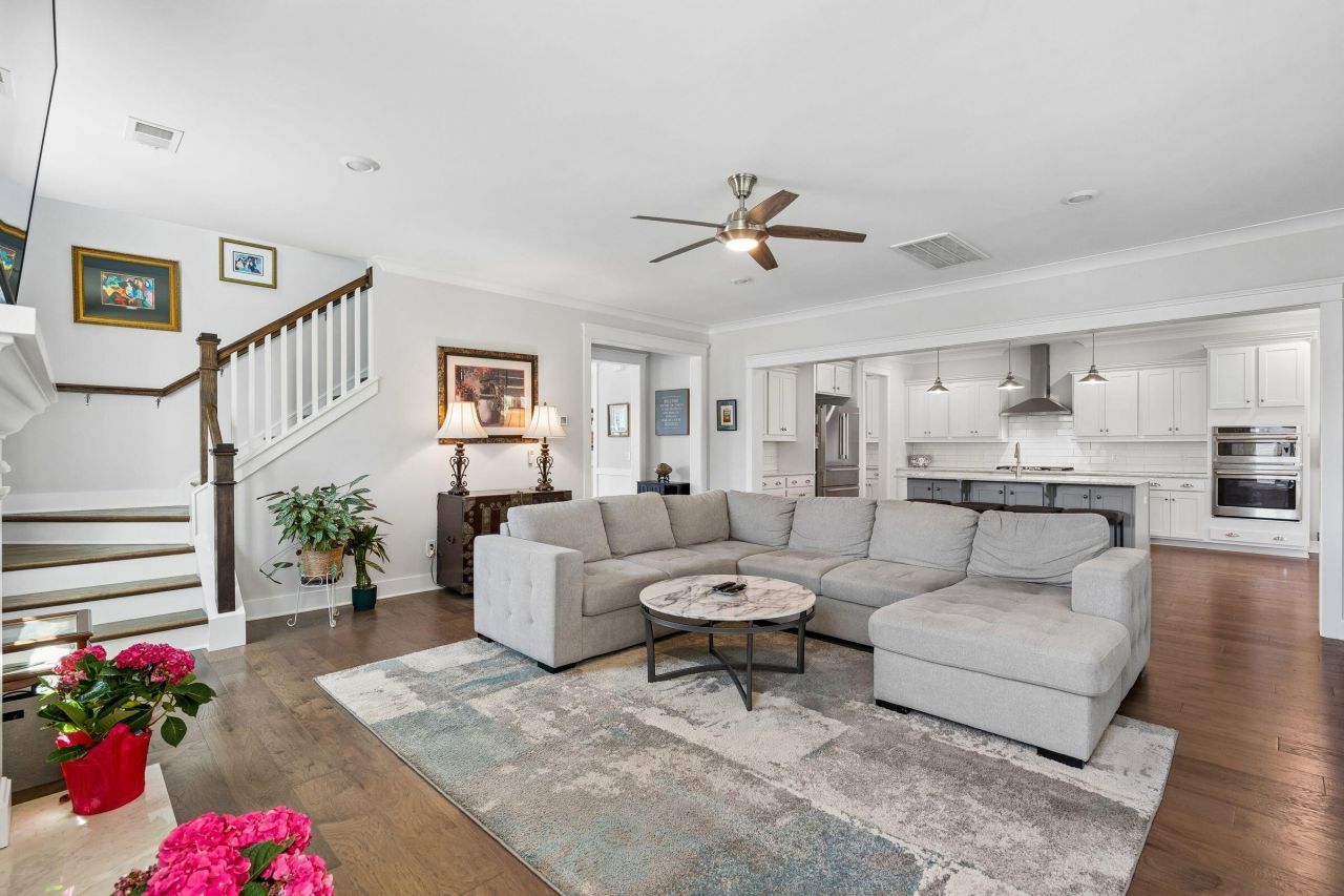 1138 Tebalt Drive Photo 18