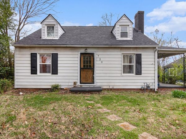 739 Gracey Ave , Clarksville, TN 37040