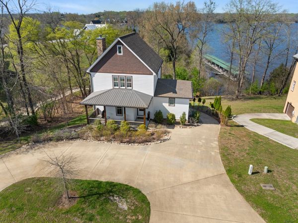 369 Fanning Bend Dr, Winchester, TN 37398