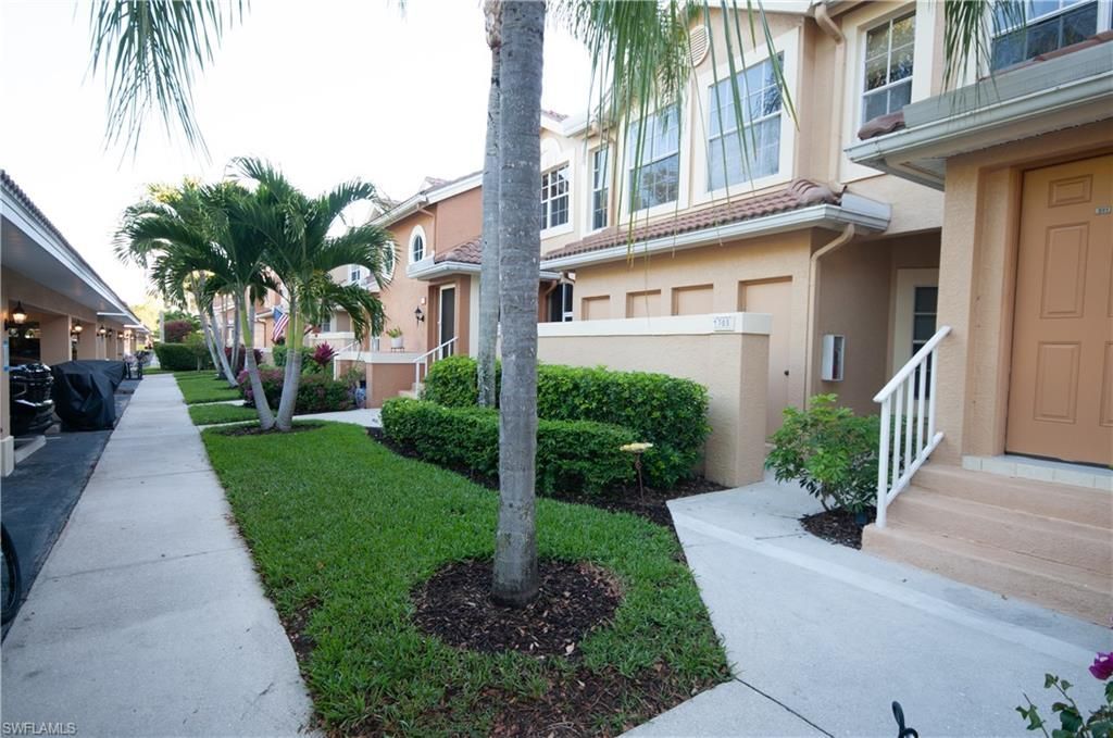 13020 Amberley Ct , Unit 305, Bonita Springs, FL 34135 Photo