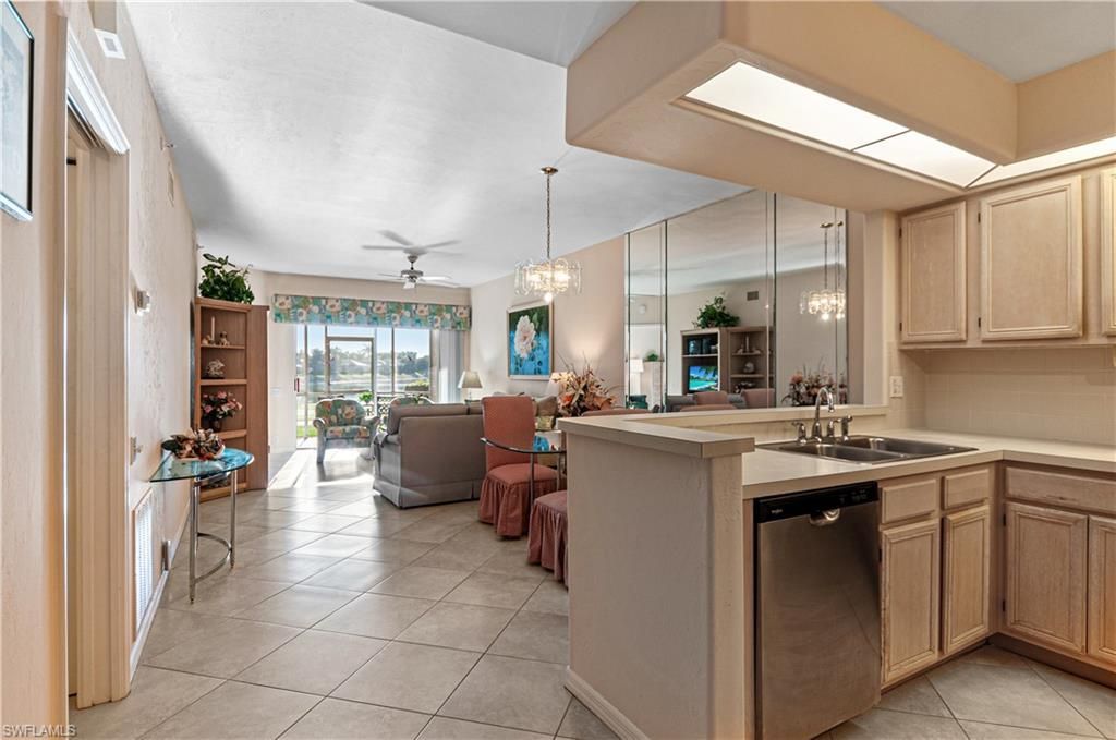 13020 Amberley Ct , Unit 305, Bonita Springs, FL 34135 Photo