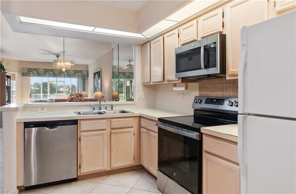 13020 Amberley Ct , Unit 305, Bonita Springs, FL 34135 Photo