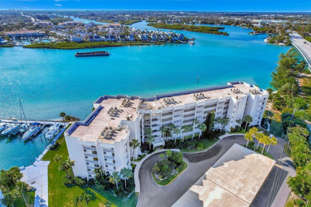 1542 Jupiter Cove Drive, Unit 503, Jupiter, FL 33469 Photo