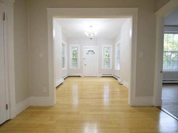 24 Saint James St, Unit 24, Newton, MA 02458