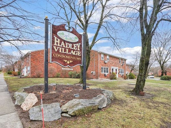 540 Granby Rd, Unit 131, South Hadley, MA 01075