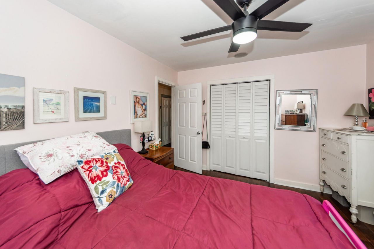 9008 Timber Street Photo 14