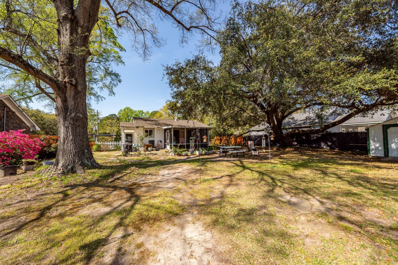 9008 Timber Street Photo 24