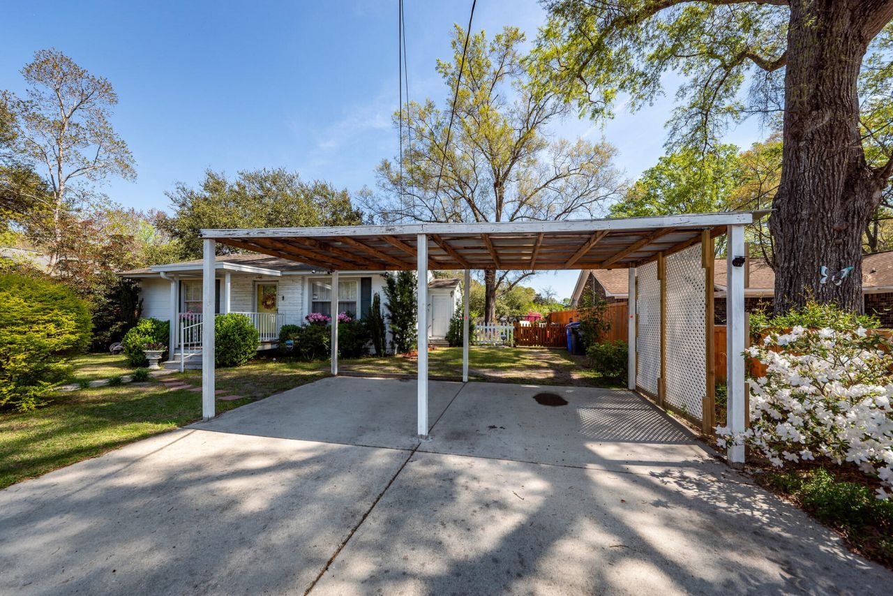 9008 Timber Street Photo 26