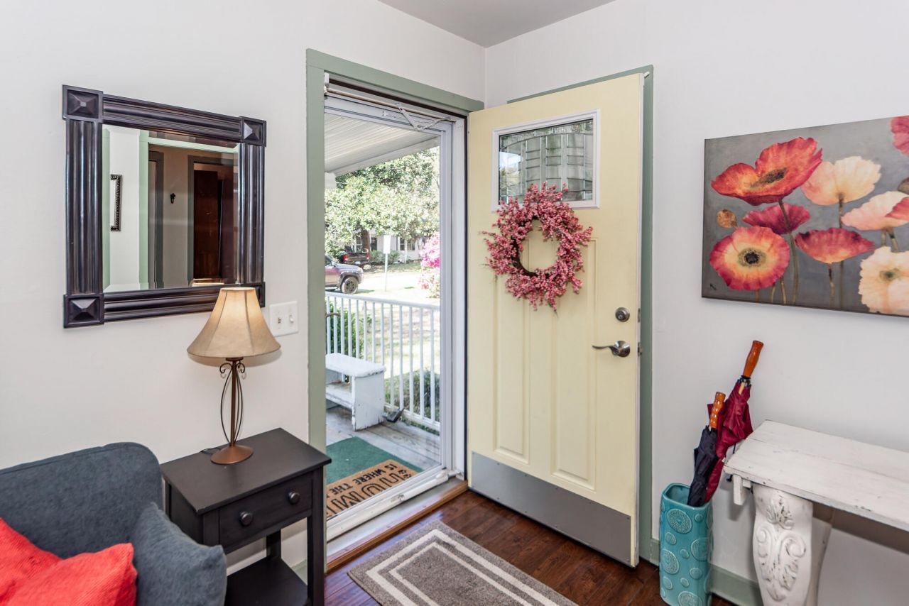 9008 Timber Street Photo 4