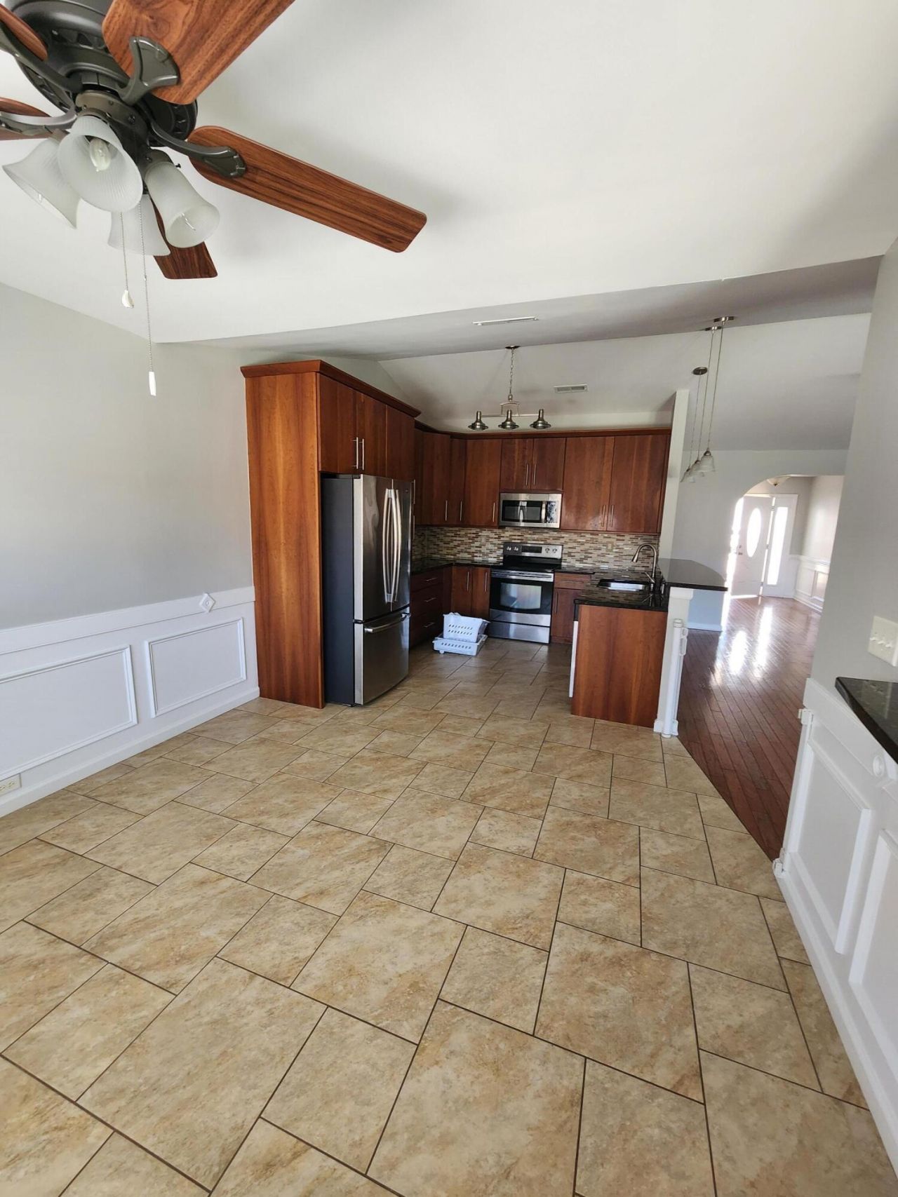 1413 Wellesley Circle Photo 7