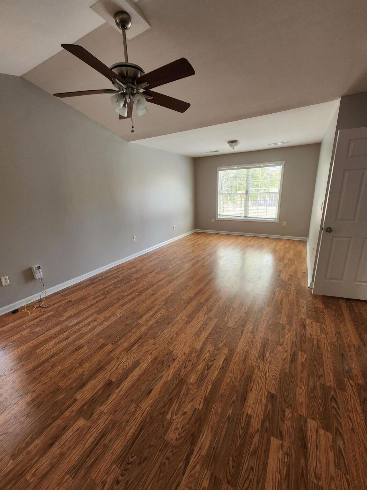 1413 Wellesley Circle Photo 9