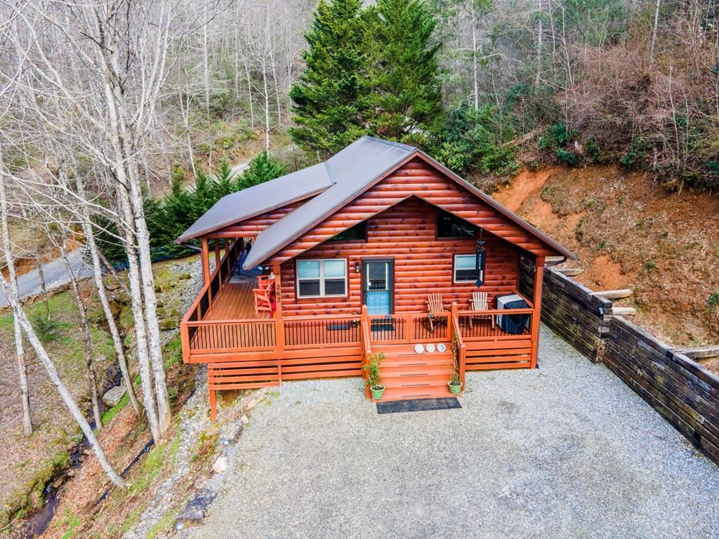 262 Zekes Trail, Marble, NC 28905 Main Photo