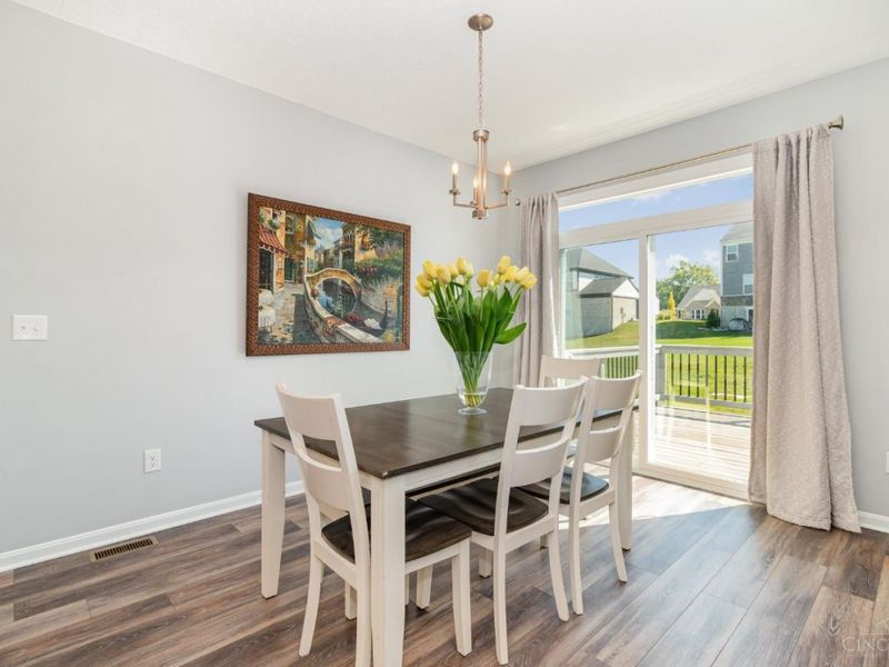 3037 Barnbougle Drive, Cincinnati, OH 45233 Photo 7