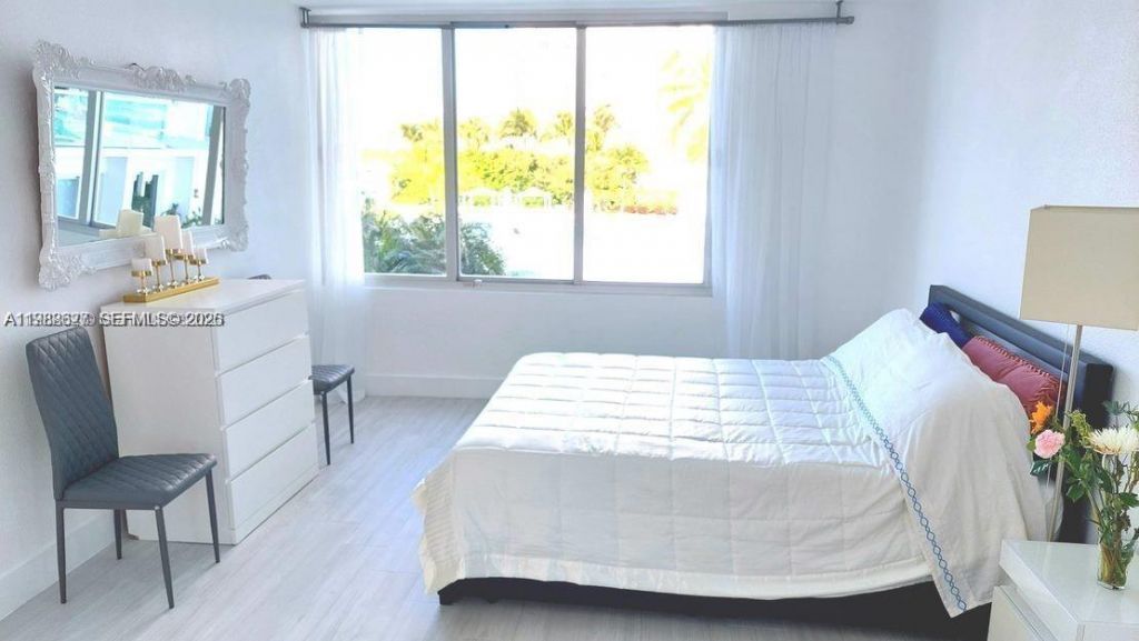 1000 West Ave, Unit 214, Miami Beach, FL 33139 Photo