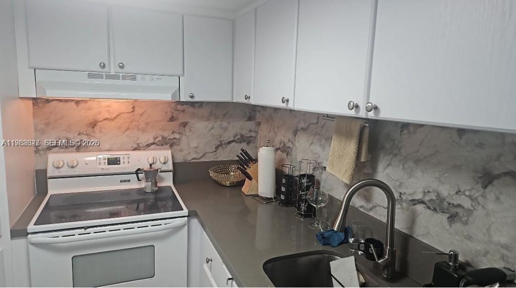 1000 West Ave, Unit 214, Miami Beach, FL 33139 Photo