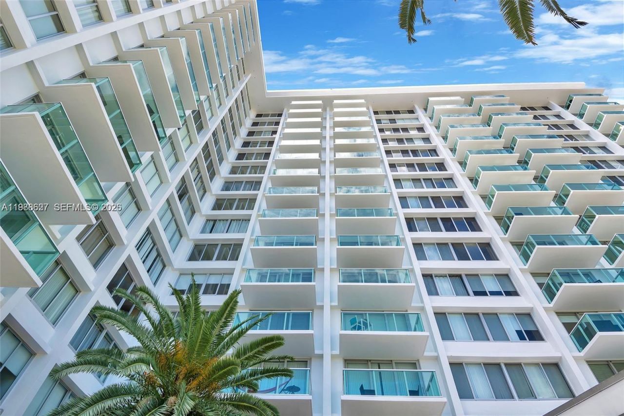 1000 West Ave, Unit 214, Miami Beach, FL 33139 Photo