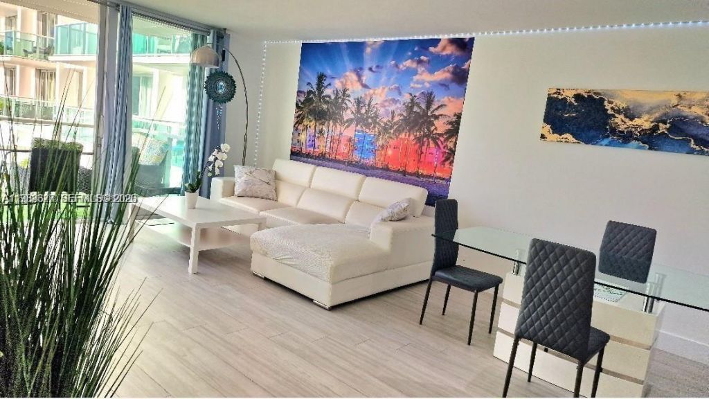 1000 West Ave, Unit 214, Miami Beach, FL 33139 Photo