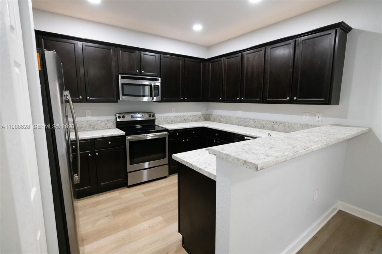 3213 SE 6th St, Homestead, FL 33033 Photo