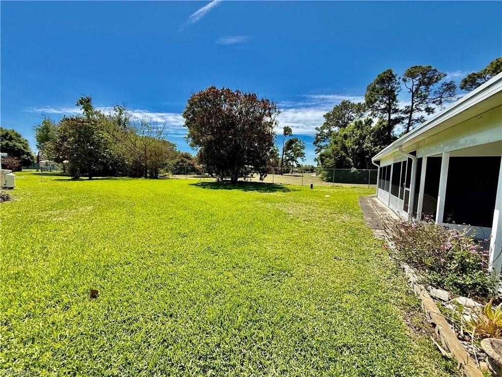 4 Desert Ash Ct , Lehigh Acres, FL 33936 Photo