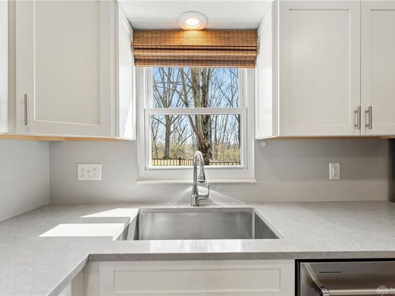 2214 Hillrise Circle, Bellbrook, OH 45305 Photo 14